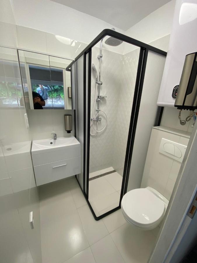 Kinizsi Udvar Apartmanhaz Balatonboglar Exterior photo
